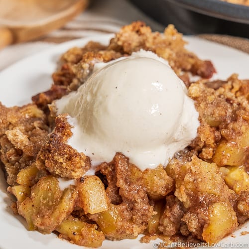 Delicious Keto Apple Crisp